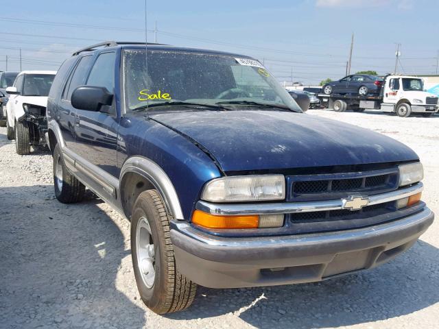 1GNCS13W1Y2227380 - 2000 CHEVROLET BLAZER BLUE photo 1