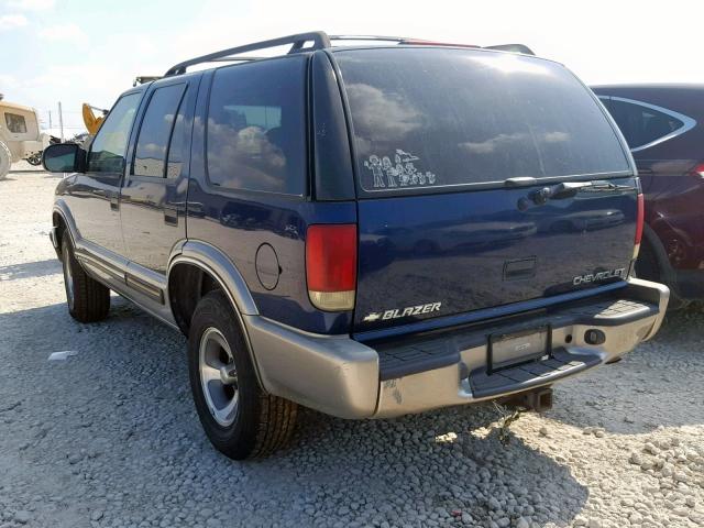 1GNCS13W1Y2227380 - 2000 CHEVROLET BLAZER BLUE photo 3