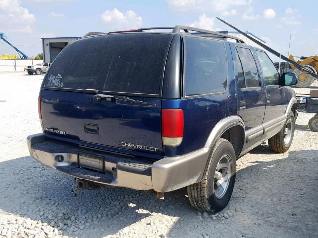 1GNCS13W1Y2227380 - 2000 CHEVROLET BLAZER BLUE photo 4