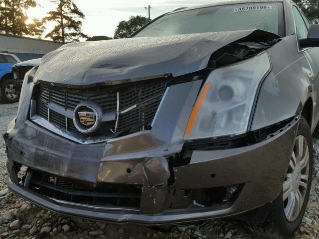 3GYFNAE35CS610410 - 2012 CADILLAC SRX LUXURY BROWN photo 9