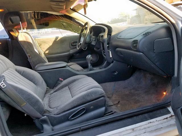 1G2WP12K4XF261976 - 1999 PONTIAC GRAND PRIX WHITE photo 5