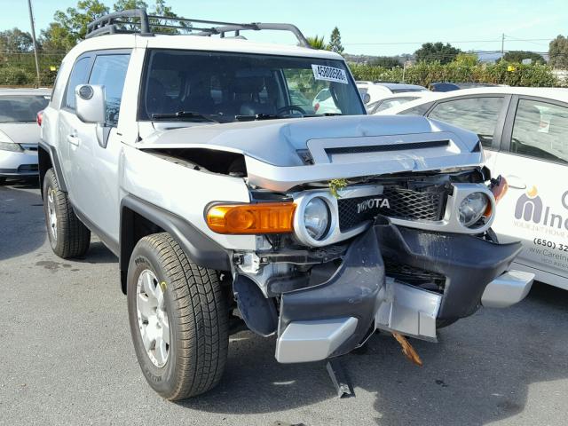 JTEBU11F68K014146 - 2008 TOYOTA FJ CRUISER SILVER photo 1