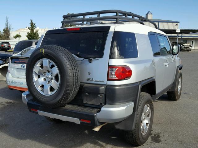 JTEBU11F68K014146 - 2008 TOYOTA FJ CRUISER SILVER photo 4