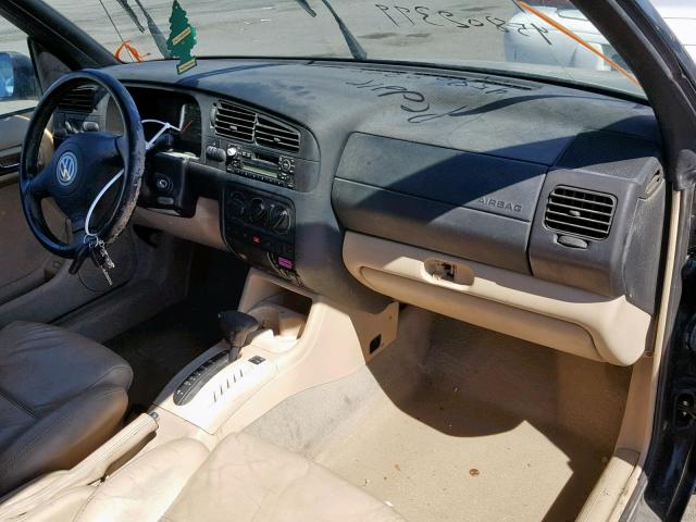 3VWDC21V01M812456 - 2001 VOLKSWAGEN CABRIO GLX შავი ფოტო 9