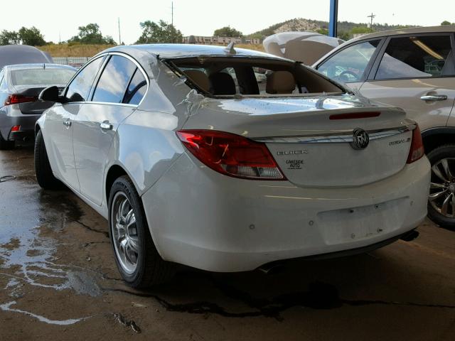 2G4GS5EV2D9178848 - 2013 BUICK REGAL PREM WHITE photo 3