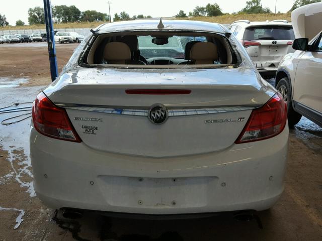 2G4GS5EV2D9178848 - 2013 BUICK REGAL PREM WHITE photo 9