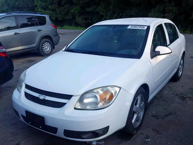 1G1AL52F657510693 - 2005 CHEVROLET COBALT LS WHITE photo 2