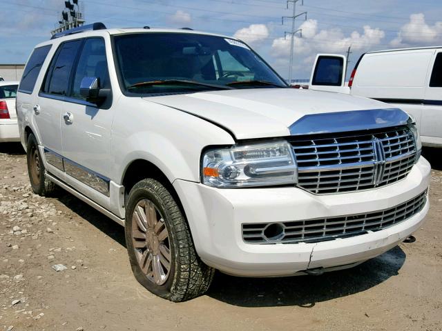 5LMFU28588LJ04376 - 2008 LINCOLN NAVIGATOR WHITE photo 1