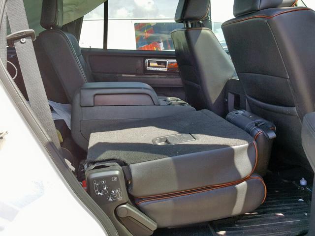 5LMFU28588LJ04376 - 2008 LINCOLN NAVIGATOR WHITE photo 6