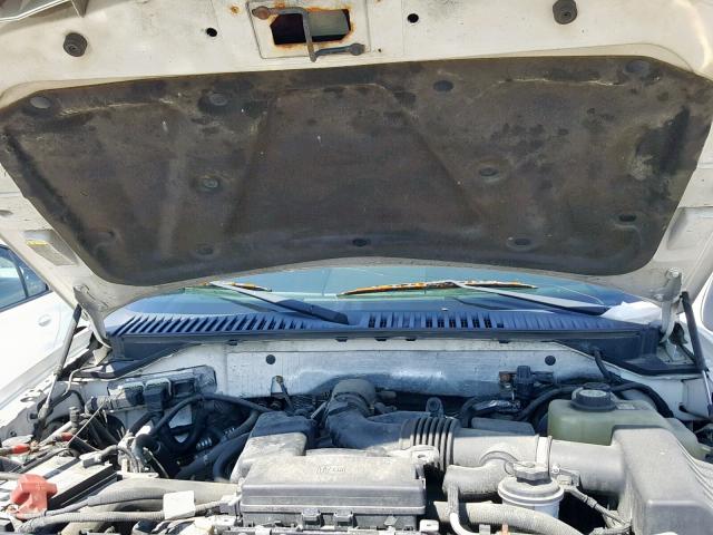 5LMFU28588LJ04376 - 2008 LINCOLN NAVIGATOR WHITE photo 7