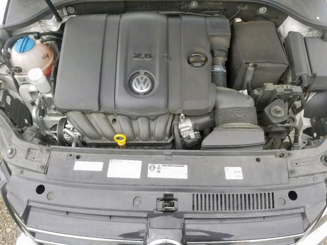 1VWAP7A39DC142124 - 2013 VOLKSWAGEN PASSAT S WHITE photo 7