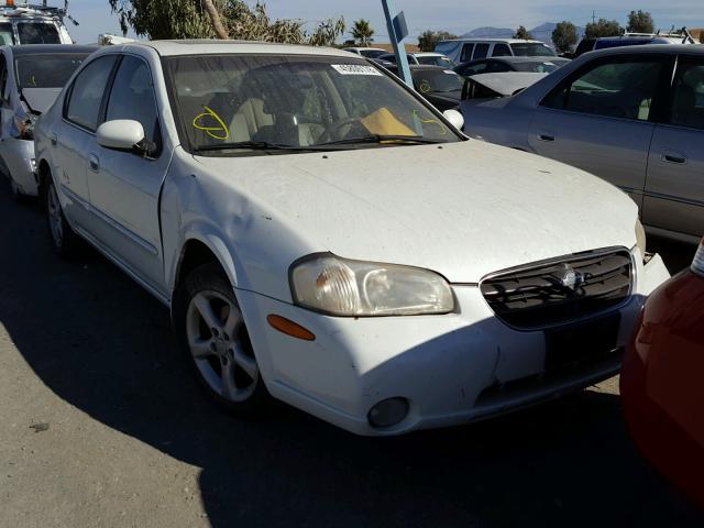 JN1CA31D51T826049 - 2001 NISSAN MAXIMA GXE WHITE photo 1