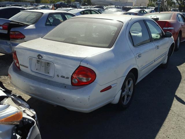 JN1CA31D51T826049 - 2001 NISSAN MAXIMA GXE WHITE photo 4