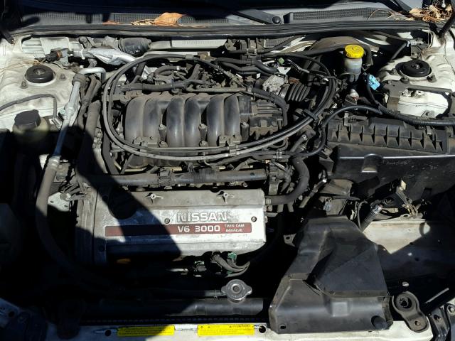 JN1CA31D51T826049 - 2001 NISSAN MAXIMA GXE WHITE photo 7