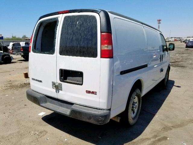 1GTGG25V371143281 - 2007 GMC SAVANA G25 WHITE photo 4