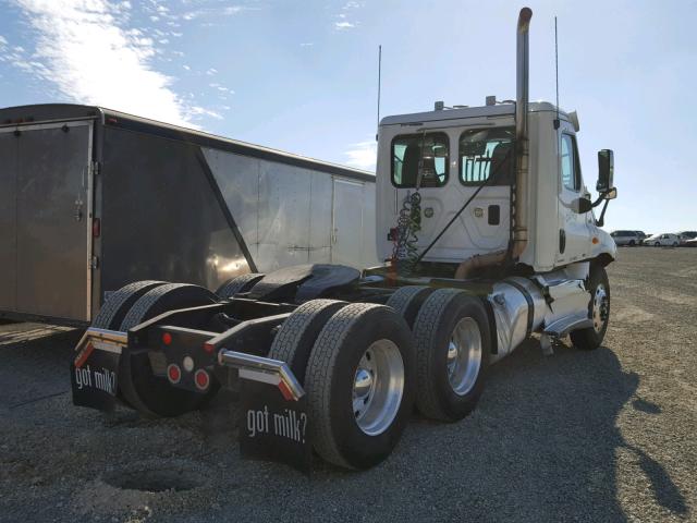 1FUJGEDR0CSBH0803 - 2012 FREIGHTLINER CASCADIA 1 WHITE photo 4