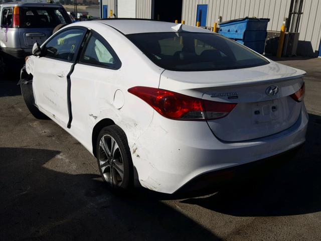 KMHDH6AE6DU018150 - 2013 HYUNDAI ELANTRA CO WHITE photo 3