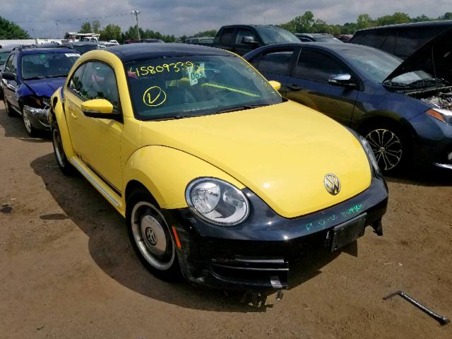 3VWJP7AT3CM643099 - 2012 VOLKSWAGEN BEETLE YELLOW photo 1