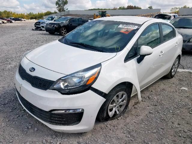 KNADM4A3XG6603404 - 2016 KIA RIO LX WHITE photo 2