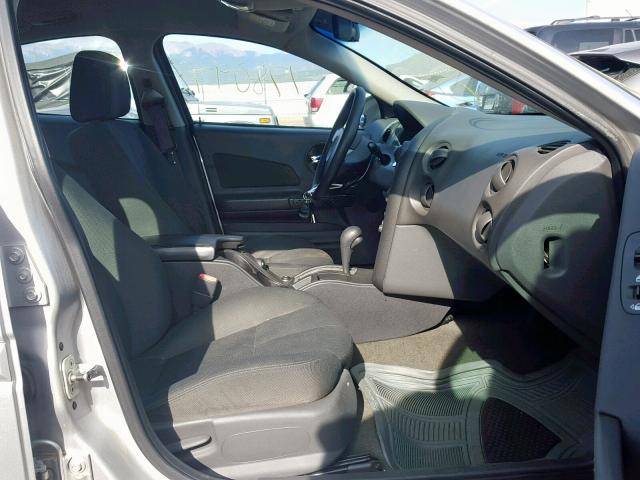 2G2WP522841232426 - 2004 PONTIAC GRAND PRIX SILVER photo 5