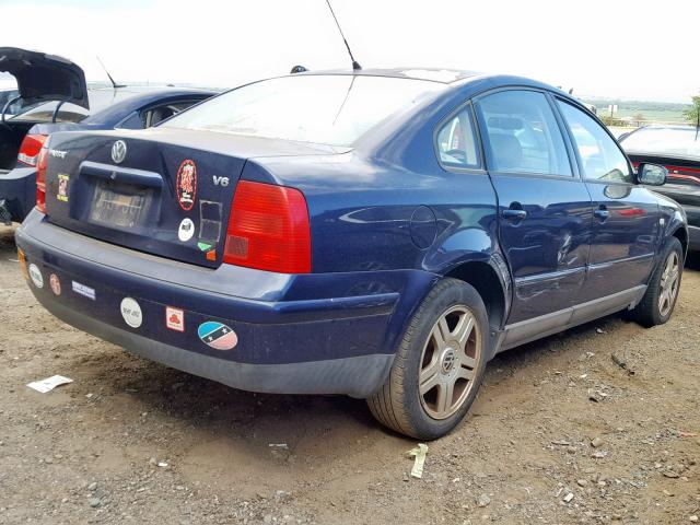 WVWBH63B51P046255 - 2001 VOLKSWAGEN PASSAT GLX BLUE photo 4