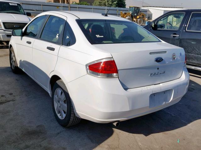 1FAHP34N18W236953 - 2008 FORD FOCUS S/SE WHITE photo 3