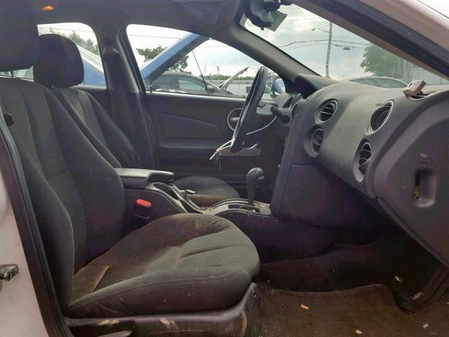 2G2WP552481185087 - 2008 PONTIAC GRAND PRIX WHITE photo 5