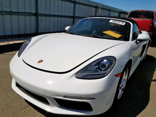 WP0CA2A89HS221509 - 2017 PORSCHE BOXSTER WHITE photo 2