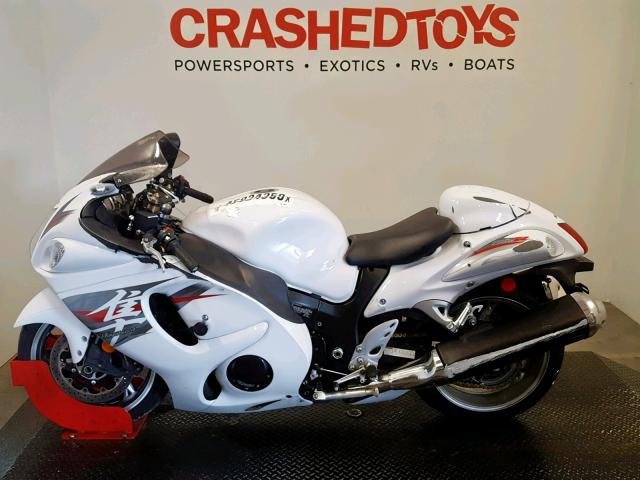 JS1GX72A3C2102095 - 2012 SUZUKI GSX1300 R WHITE photo 3