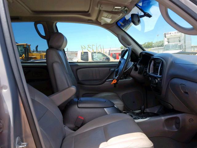 5TDBT48A32S085985 - 2002 TOYOTA SEQUOIA LI GRAY photo 5