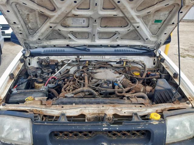 5N1ED28T9YC587714 - 2000 NISSAN XTERRA XE WHITE photo 7