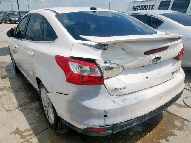 1FADP3J24DL180933 - 2013 FORD FOCUS TITA WHITE photo 3