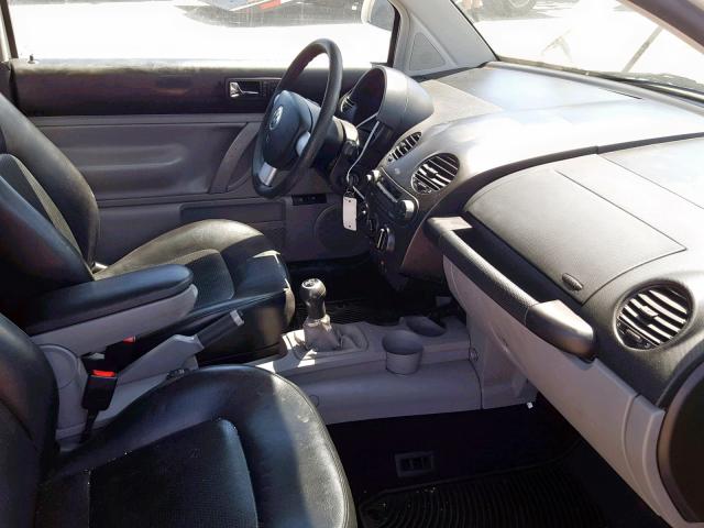 3VWCF21C8YM436911 - 2000 VOLKSWAGEN NEW BEETLE თეთრი ფოტო 5
