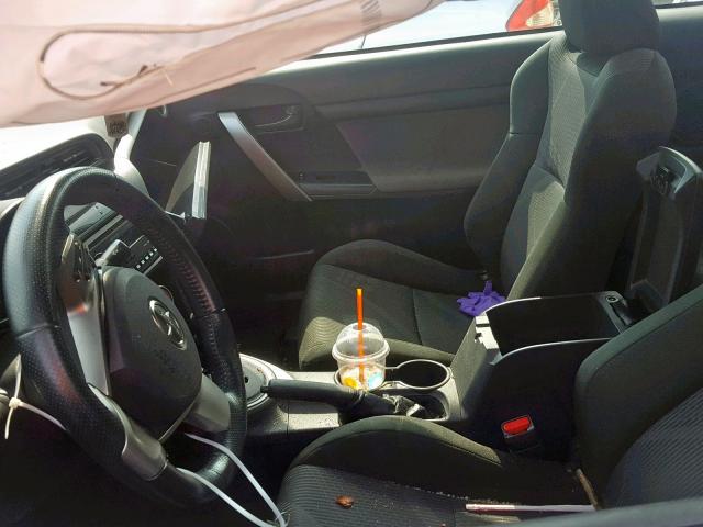 JTKJF5C71C3028569 - 2012 TOYOTA SCION TC თეთრი ფოტო 5