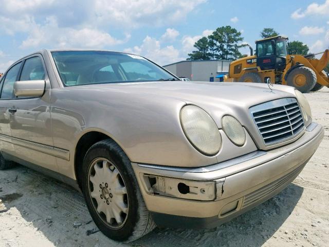 WDBJF65H6XA837262 - 1999 MERCEDES-BENZ E 320 GOLD photo 9