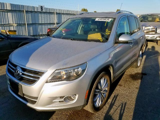 WVGBV95N39W543450 - 2009 VOLKSWAGEN TIGUAN SE SILVER photo 2