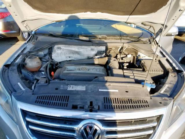 WVGBV95N39W543450 - 2009 VOLKSWAGEN TIGUAN SE SILVER photo 7