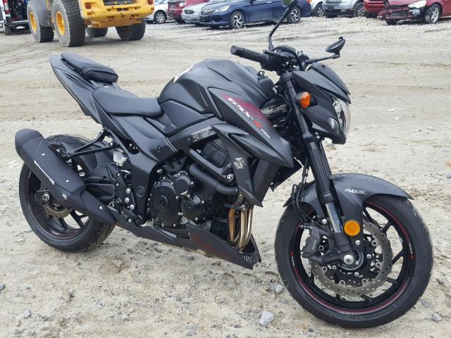 JS1C533D7J2100708 - 2018 SUZUKI GSX-S750 BLACK photo 1