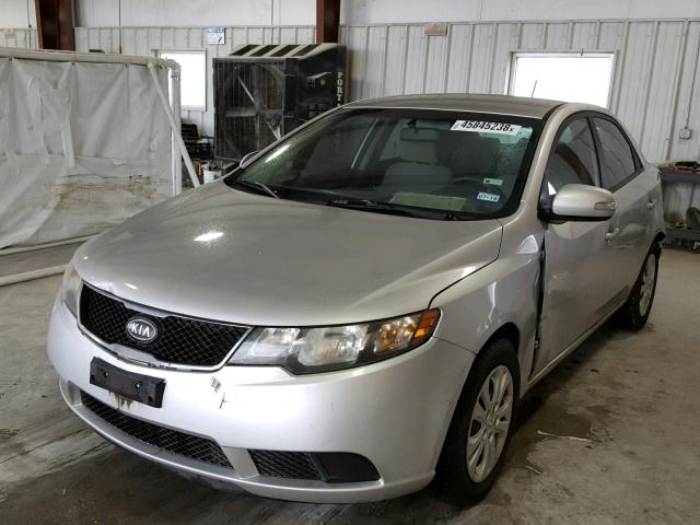 KNAFU4A23A5066842 - 2010 KIA FORTE EX SILVER photo 2