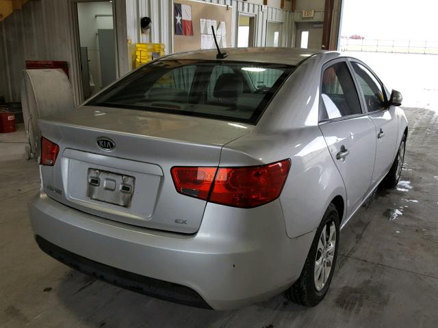 KNAFU4A23A5066842 - 2010 KIA FORTE EX SILVER photo 4