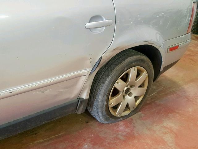 WVWYH63BX2E197292 - 2002 VOLKSWAGEN PASSAT GLX 银色 照片 9