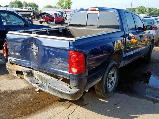 1D7HE28K96S505222 - 2006 DODGE DAKOTA QUA BLUE photo 4