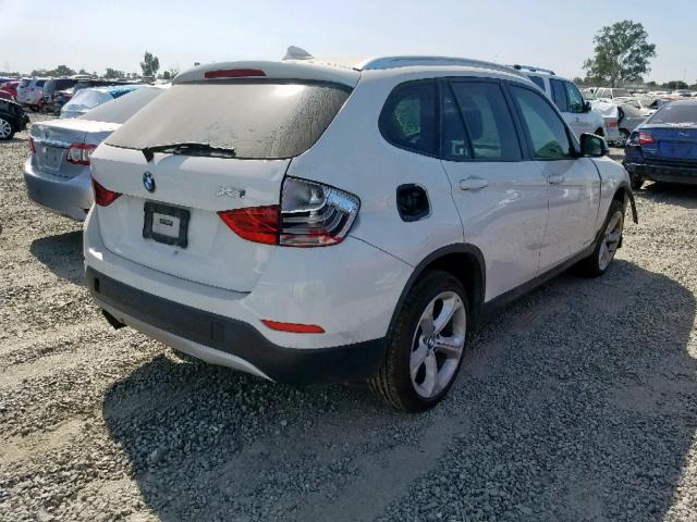 WBAVM5C52DVV90206 - 2013 BMW X1 XDRIVE3 Білий фото 4