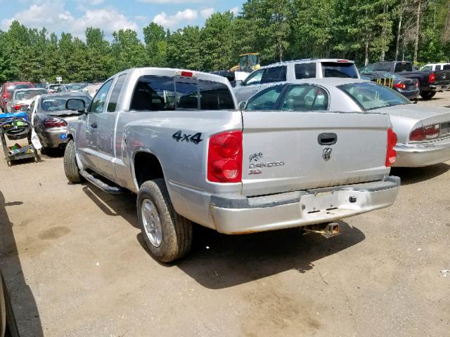 1D7HW42K67S137813 - 2007 DODGE DAKOTA SLT SILVER photo 3