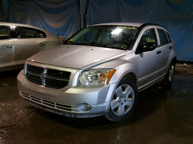 1B3HB48B97D352606 - 2007 DODGE CALIBER SX SILVER photo 2