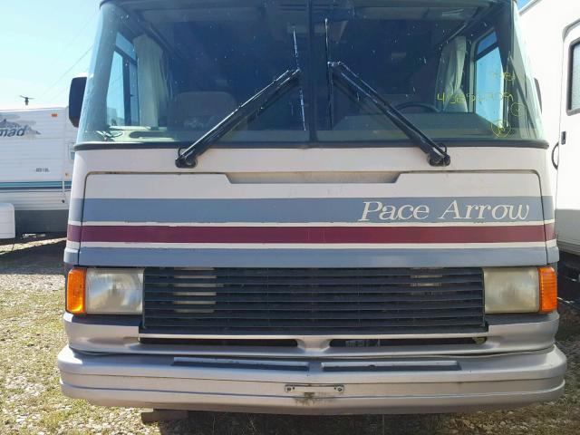 1GBKP37N7M3307679 - 1991 PACE MOTORHOME BROWN photo 7