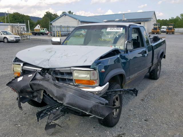 1B7GG23X8TS617055 - 1996 DODGE DAKOTA SILVER photo 2