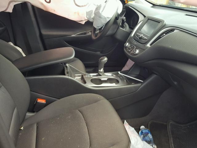 1G1ZB5ST9JF157670 - 2018 CHEVROLET MALIBU LS ნაცრისფერი ფოტო 5