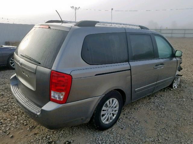 KNDMG4C71B6363193 - 2011 KIA SEDONA LX GRAY photo 4