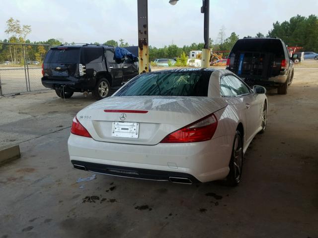 WDDJK7DA0EF028191 - 2014 MERCEDES-BENZ SL 550 WHITE photo 4